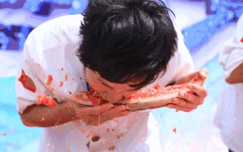 抖音夫妇吃瓜,揭秘娱乐圈背后的甜蜜与争议