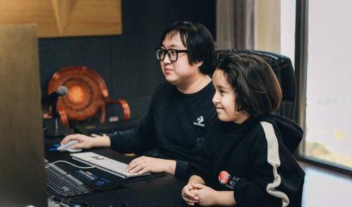 网红男生唱歌山东人,歌声传遍大江南北