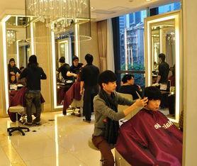 商场网红理发店名字,潮流剪裁，时尚新地标