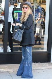 明星喇叭裤牛仔,明星引领潮流的时尚传奇