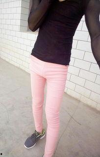 看女人穿透明纱料裤视频,透明纱料裤潮流解析